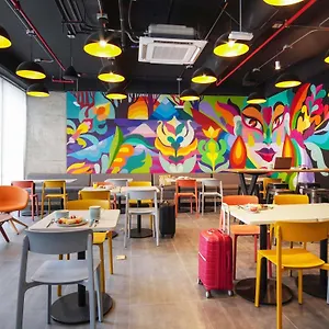 Ibis Budget Marly Bogotá